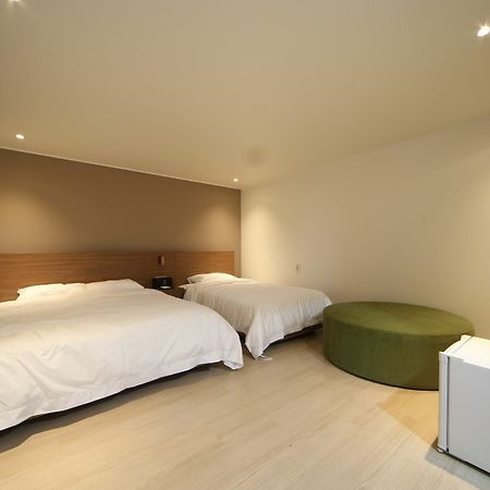 Soho Hotel Busan Extérieur photo